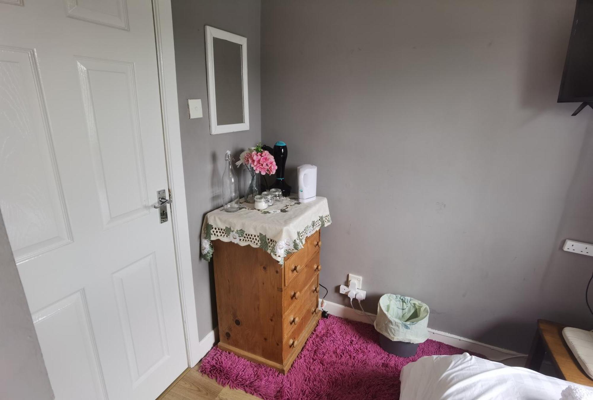 Travelmore Letterkenny Room photo